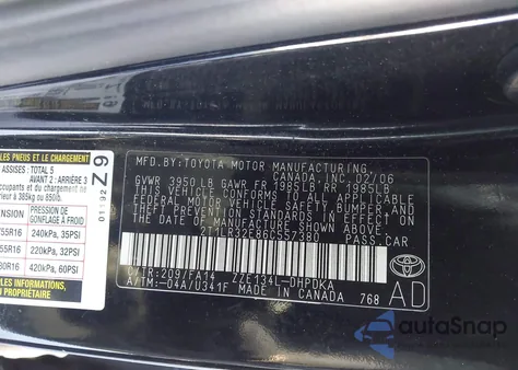 2006 Toyota Matrix z USA, uszkodzony, nr VIN 2T1LR32E86C557380